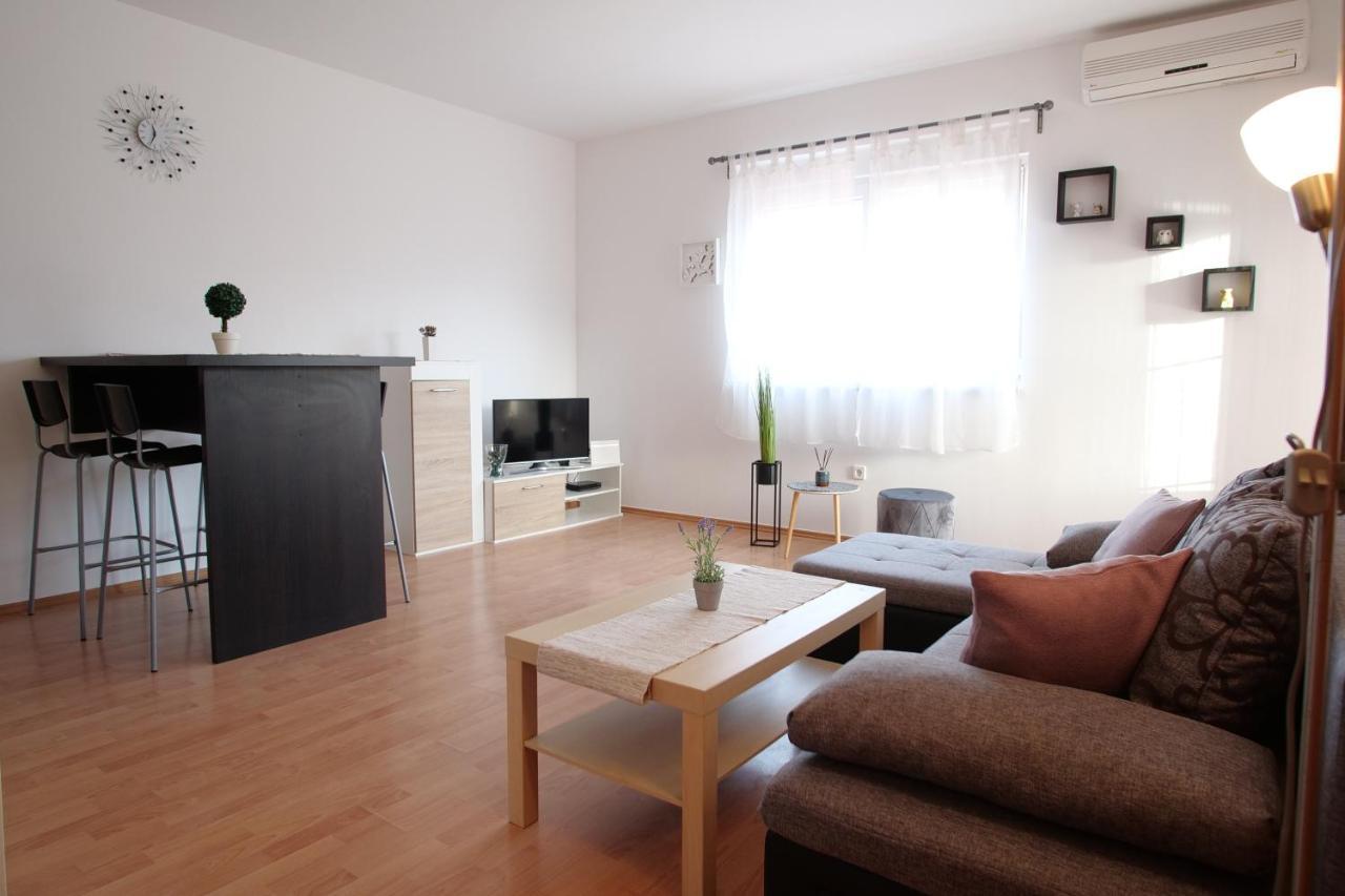 Luka Appartement Medulin Buitenkant foto